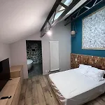 Grand Loft Avec Piscine Aux Portes Des Cevennes
