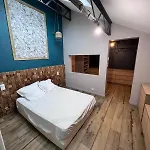Grand Loft Avec Piscine Aux Portes Des Cevennes Vila