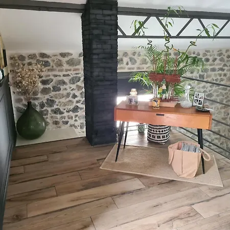 Grand Loft Avec Piscine Aux Portes Des Cevennes Vila *