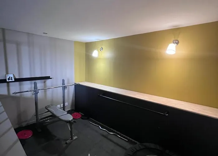 Grand Loft Avec Piscine Aux Portes Des Cevennes Вилла *